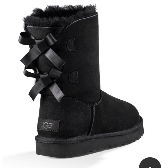 black uggs with ribbon